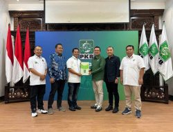 Resmi! DPP PKB Serahkan Dokumen B.KWK Usung Aep – Maslani di Pilkada Karawang 2024
