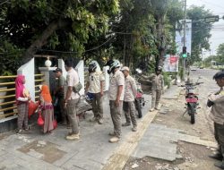 Berantas Ekploitasi Anak, Satpol PP Tertibkan Pedagang Anak Dan Pengemis di Karawang