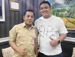 H. Shalahudin Al-Ayyubi Dipercaya Bupati Aep Nahkodai Masjid Al-Jihad Karawang