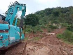 Ada Tambang Batu Diduga Ilegal Resahkan Warga Tegalwaru, Camat Malah Bungkam
