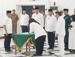Pemkab Karawang Kembali Gelar Mutasi Kukuhkan 63 ASN, Bupati Aep : Bekerjalah Dengan Baik, Cepat Untuk Masyarakat!