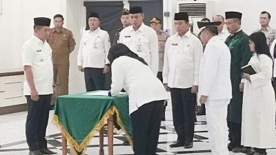 Pemkab Karawang Kembali Gelar Mutasi Kukuhkan 63 ASN, Bupati Aep : Bekerjalah Dengan Baik, Cepat Untuk Masyarakat!