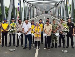 Bupati Karawang Resmikan Jembatan Curug, Akses Baru Hubungkan Klari – Ciampel!