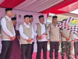 Bupati Aep Lepas Keberangkatan Jemaah Haji Karawang Kloter JKS 04